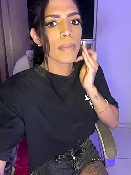 Snapshot of Lady_Dirty444 chatting on October 2025 02:26:01 AM Lady Dirty444 online show from October 2025 02:26:01 AM