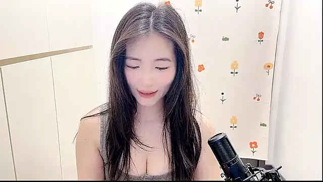 Rosalind xixi online show from September 2025 01:26:02 PM