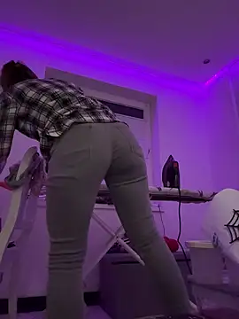 Snapshot of IsabellaEtha chatting on October 2025 10:20:02 PM IsabellaEtha online show from October 2025 10:20:02 PM