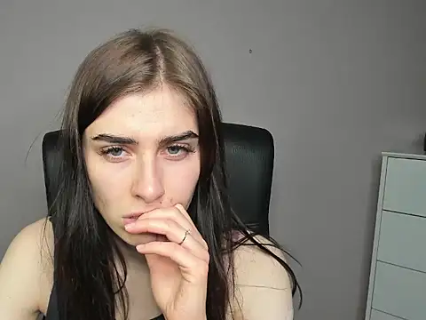 Snapshot of dreamPIA chatting on September 2025 08:35:01 PM dreamPIA online show from September 2025 08:35:01 PM