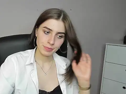 Snapshot of dreamPIA chatting on October 2025 01:45:02 PM dreamPIA online show from October 2025 01:45:02 PM