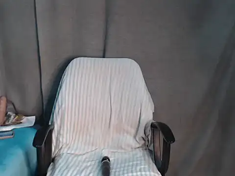 Snapshot of Sexyduck-Zodan chatting on October 2025 11:36:01 PM Sexyduck-Zodan online show from October 2025 11:36:01 PM