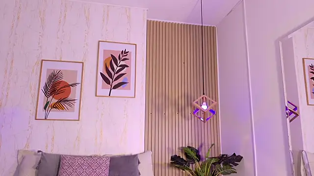 Ayleen Dunkan online show from October 2025 12:24:02 PM