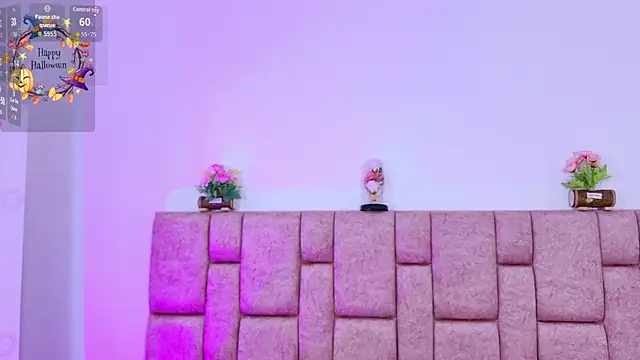 Snapshot of ScarlettLuxe chatting on October 2025 11:16:02 PM ScarlettLuxe online show from October 2025 11:16:02 PM