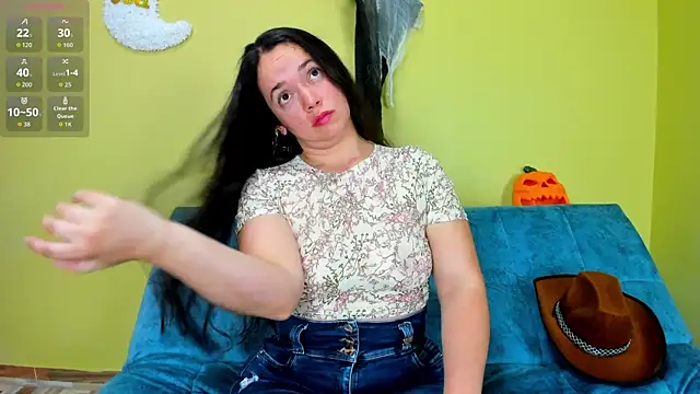 Snapshot of loreen_grey chatting on October 2025 08:11:02 PM loreen grey online show from October 2025 08:11:02 PM