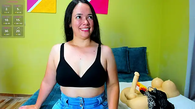 Snapshot of loreen_grey chatting on November 2025 08:22:02 PM loreen grey online show from November 2025 08:22:02 PM