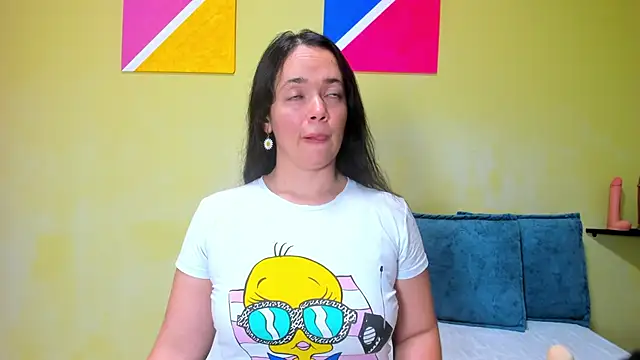 Snapshot of loreen_grey chatting on November 2025 10:03:02 PM loreen grey online show from November 2025 10:03:02 PM