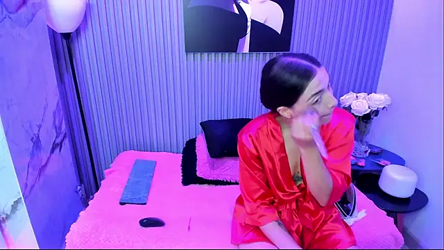 CloeyMiller online show from November 2025 02:28:01 PM