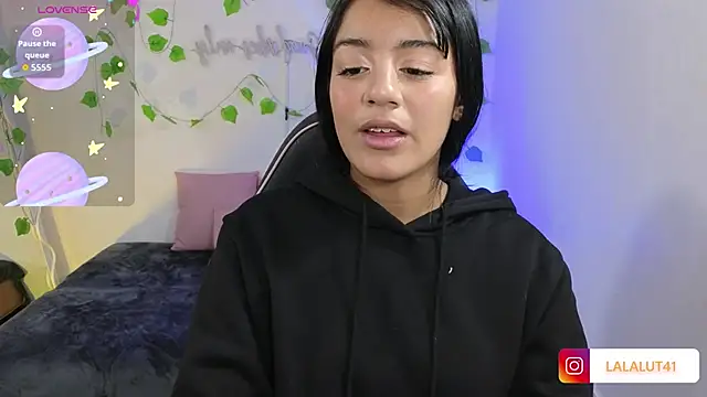 Lalalutsy tay online show from September 2025 07:16:01 PM