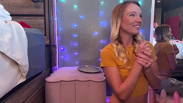 Snapshot of ajmiller25 chatting on November 2025 08:10:01 PM ajmiller25 online show from November 2025 08:10:01 PM