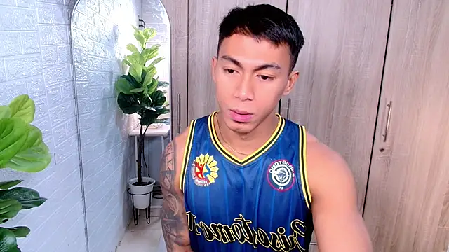 Snapshot of PinooyMilker chatting on October 2025 03:16:01 AM PinooyMilker online show from October 2025 03:16:01 AM