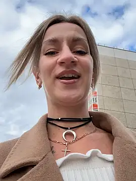 EvvaMur online show from September 2025 01:39:01 AM