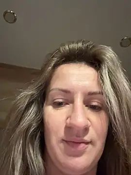 EvvaMur online show from September 2025 01:09:02 AM