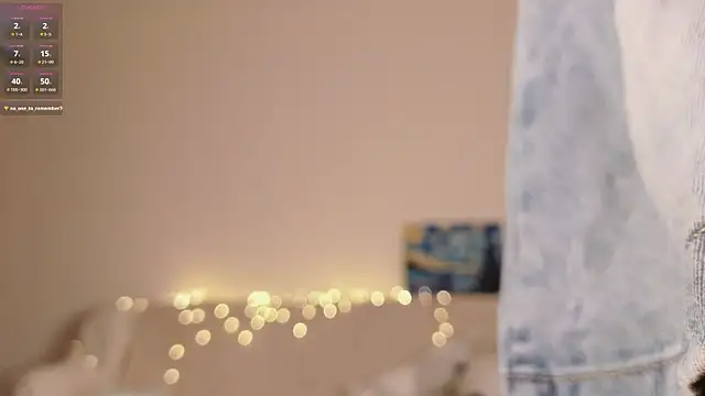 Pixxxis online show from October 2025 12:51:01 AM