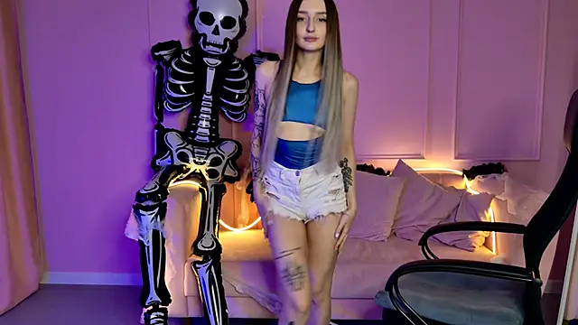 AliceLids online show from October 2025 01:11:02 PM