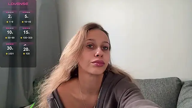 Snapshot of dan_diana chatting on November 2025 11:53:01 AM dan diana online show from November 2025 11:53:01 AM