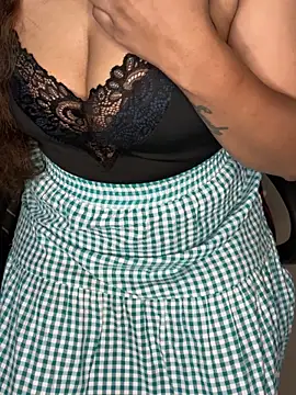 Snapshot of linishal chatting on October 2025 05:20:02 PM linishal online show from October 2025 05:20:02 PM