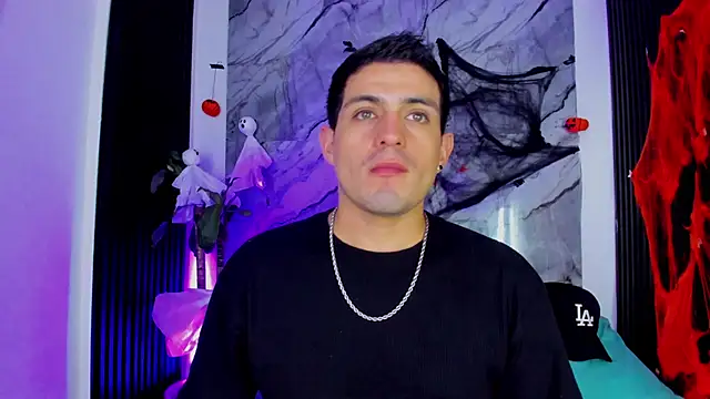 William Steel  online show from October 2025 03:56:02 AM