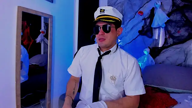 William Steel  online show from October 2025 03:40:01 AM