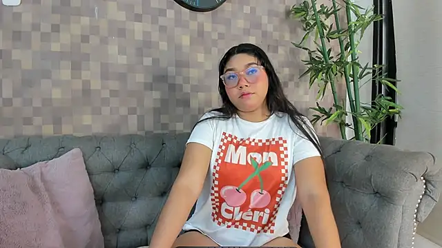 shanon marel online show from November 2025 12:18:01 PM