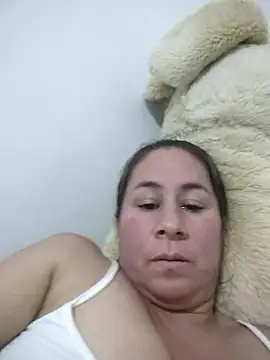 Nala1986 online show from November 2025 02:01:02 AM