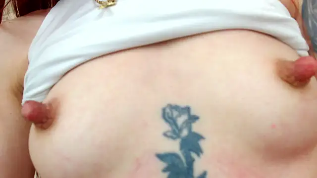 Snapshot of Julia_Jae chatting on October 2025 06:11:01 AM Julia Jae online show from October 2025 06:11:01 AM