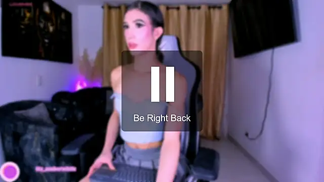 Snapshot of fhalon_foxxxys_ chatting on October 2025 10:02:02 AM fhalon foxxxys online show from October 2025 10:02:02 AM