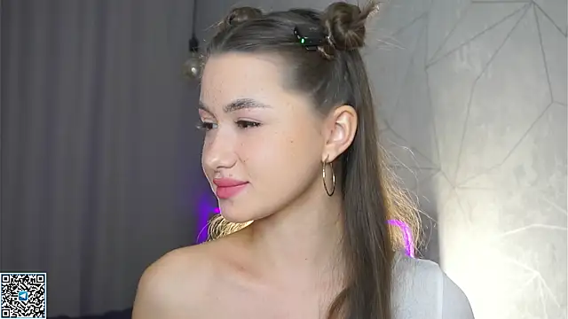 Snapshot of vvillywonka chatting on October 2025 01:58:02 AM vvillywonka online show from October 2025 01:58:02 AM