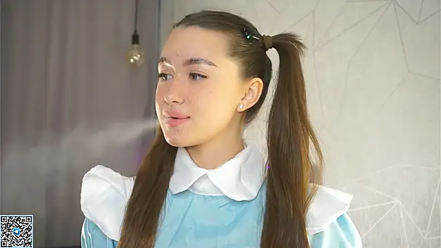 Snapshot of vvillywonka chatting on October 2025 01:59:02 AM vvillywonka online show from October 2025 01:59:02 AM