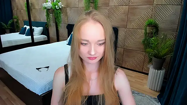 AttractionOfSouls online show from September 2025 05:01:02 PM