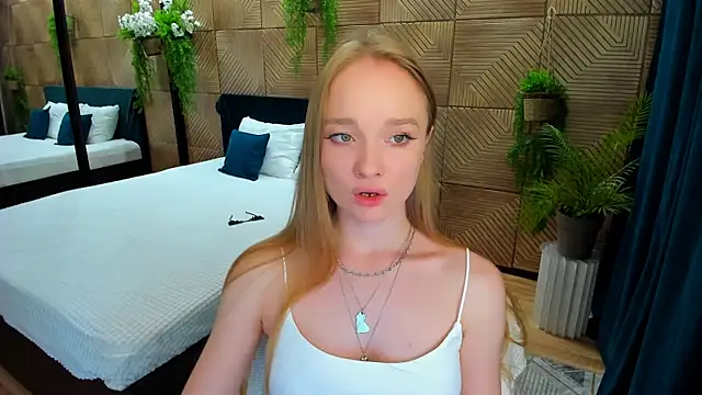 AttractionOfSouls online show from September 2025 10:17:02 AM
