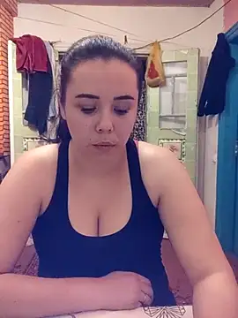 Snapshot of CutieMarine chatting on October 2025 03:57:02 PM CutieMarine online show from October 2025 03:57:02 PM