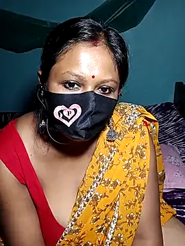 Snapshot of Hotty-rosni chatting on October 2025 12:00:01 AM Hotty-rosni online show from October 2025 12:00:01 AM