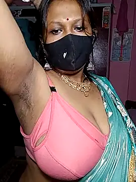 Snapshot of Hotty-rosni chatting on November 2025 05:00:01 PM Hotty-rosni online show from November 2025 05:00:01 PM