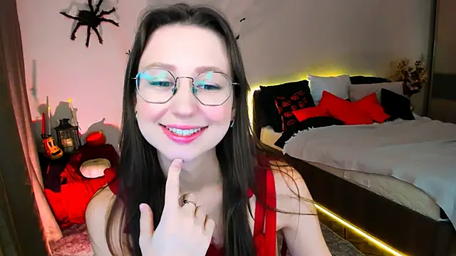 Snapshot of YourLovellyStory chatting on November 2025 11:22:02 AM YourLovellyStory online show from November 2025 11:22:02 AM