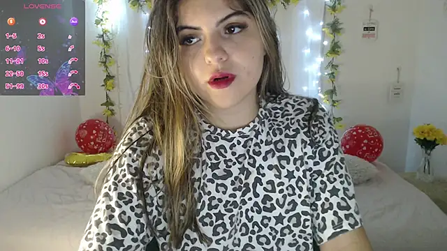 Snapshot of Alisson_5_ chatting on September 2025 09:43:02 AM Alisson 5 online show from September 2025 09:43:02 AM