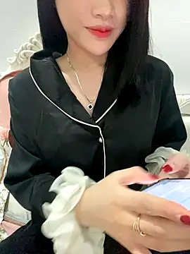 Snapshot of Beiiu_18 chatting on September 2025 08:21:01 PM Beiiu 18 online show from September 2025 08:21:01 PM