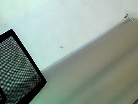 Snapshot of its_me_elice chatting on November 2025 01:35:02 PM its me elice online show from November 2025 01:35:02 PM