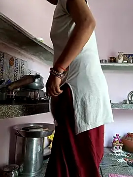 Snapshot of Love-pari077 chatting on October 2025 07:20:01 AM Love-pari077 online show from October 2025 07:20:01 AM