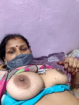 Snapshot of Love-pari077 chatting on October 2025 03:12:01 PM Love-pari077 online show from October 2025 03:12:01 PM