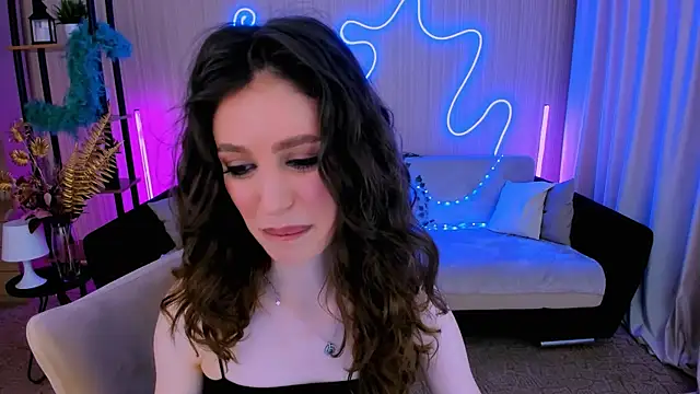 ChristinaConteeree online show from September 2025 12:32:02 PM