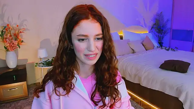 ChristinaConteeree online show from October 2025 08:19:02 PM