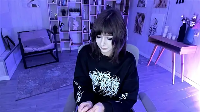 CrystallBloom online show from October 2025 01:11:01 AM