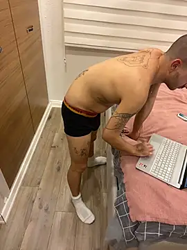 Snapshot of darkdecide chatting on November 2025 05:48:02 PM darkdecide online show from November 2025 05:48:02 PM