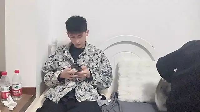 feifei2563 online show from November 2025 11:31:02 AM