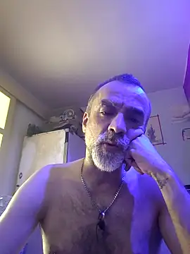 Snapshot of GabyCollado5 chatting on September 2025 10:37:01 AM GabyCollado5 online show from September 2025 10:37:01 AM