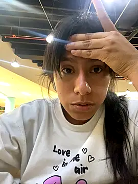Lili pinkyyy online show from September 2025 04:40:02 PM