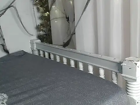 Snapshot of angelainparis28 chatting on October 2025 05:19:01 AM angelainparis28 online show from October 2025 05:19:01 AM