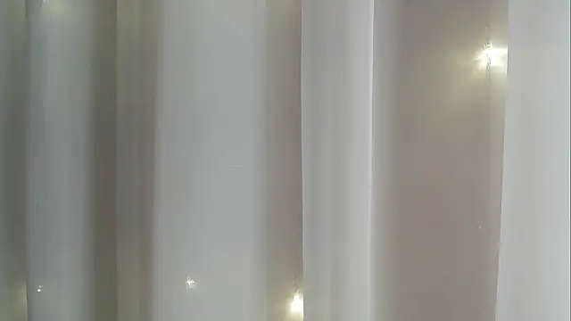 Snapshot of angelainparis28 chatting on November 2025 06:31:02 PM angelainparis28 online show from November 2025 06:31:02 PM