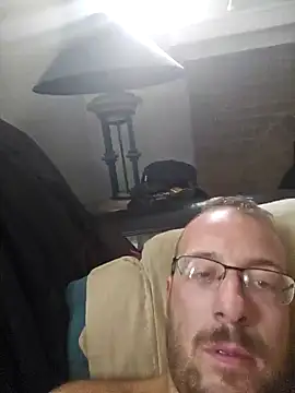 Snapshot of MEAT4urGRILL chatting on October 2025 07:14:02 PM MEAT4urGRILL online show from October 2025 07:14:02 PM